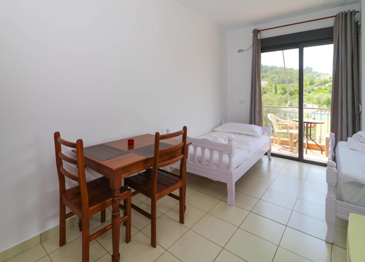 Bora Rooms Химар Екстериор снимка